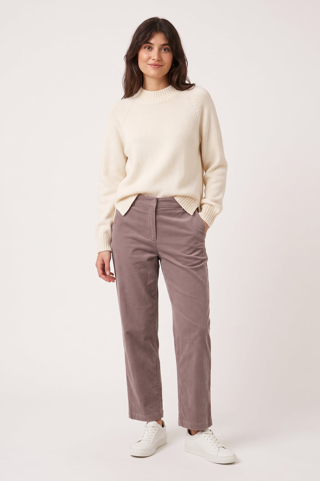 Shop the look: crème trui + pantalon